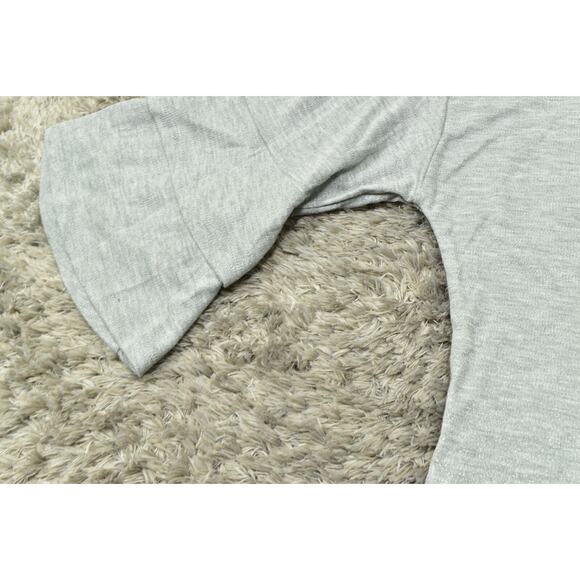 Chico's Size 1 Gray Blouse Women's Top Crew Neck 3/4 Sleeve Solid Elegant - Picture 4 of 8